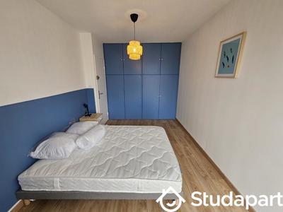 Chambre - 9 m² - 1 pièce