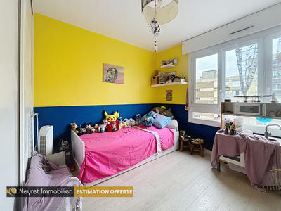 Appartement - 77 m² - 4 pièces