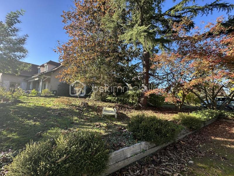 Maison - 145 m² - 6 pièces