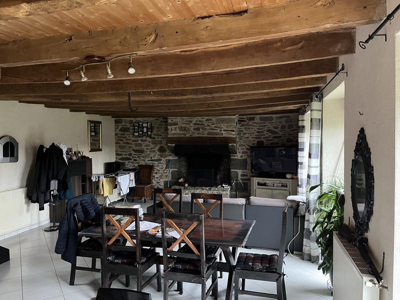 Maison - 136 m² - 7 pièces