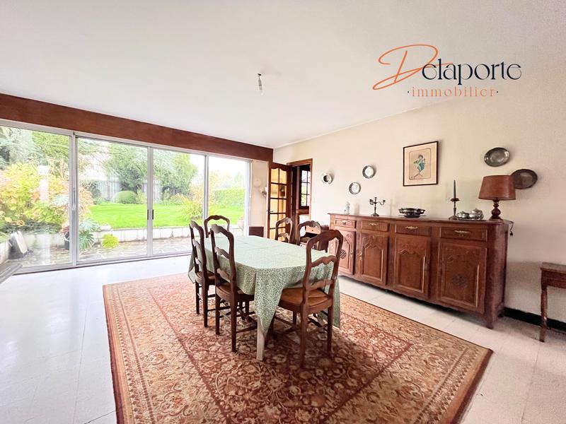 Maison - 194 m² - 10 pièces