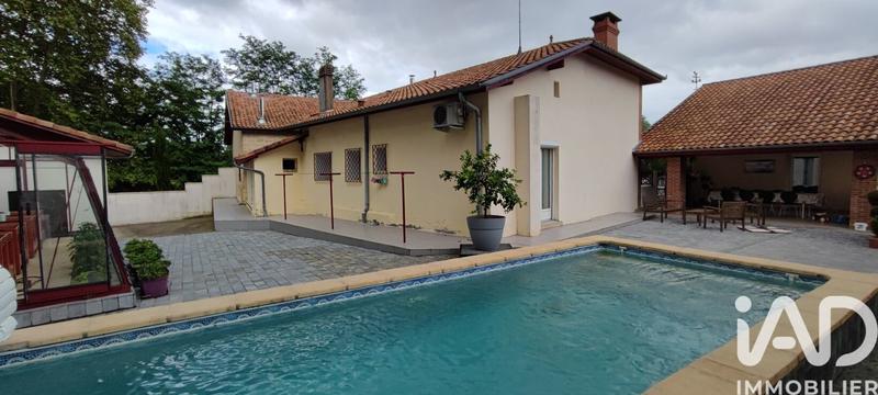 Maison - 199 m² - 6 pièces