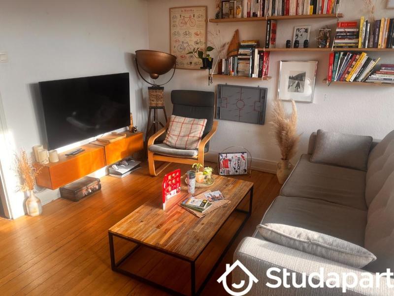 Appartement - 65 m² - 2 pièces