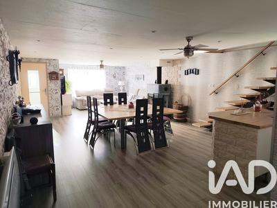 Maison - 230 m² - 6 pièces