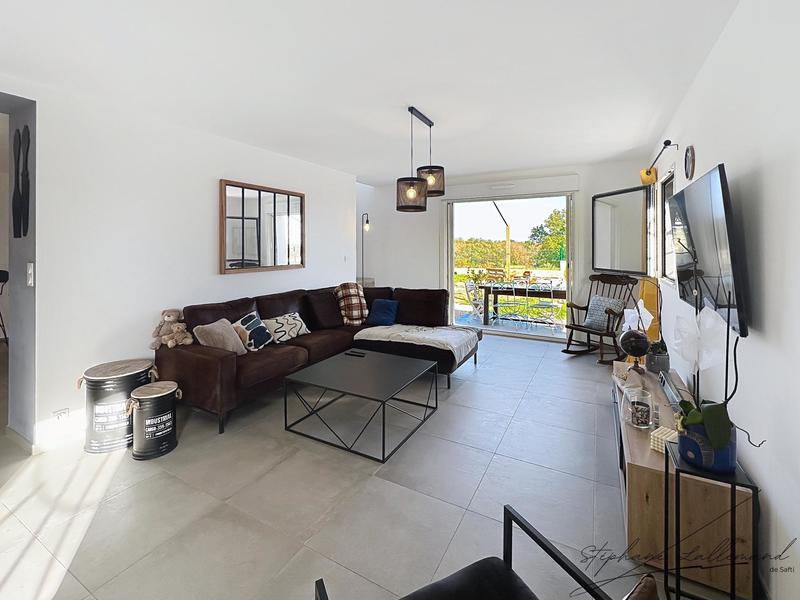 Maison - 190 m² - 5 pièces