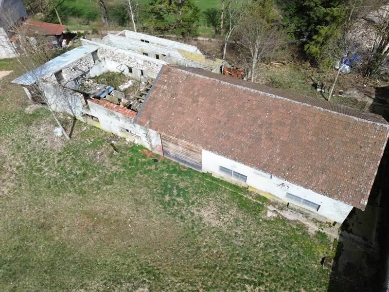 Terrain constructible - 1 550 m²