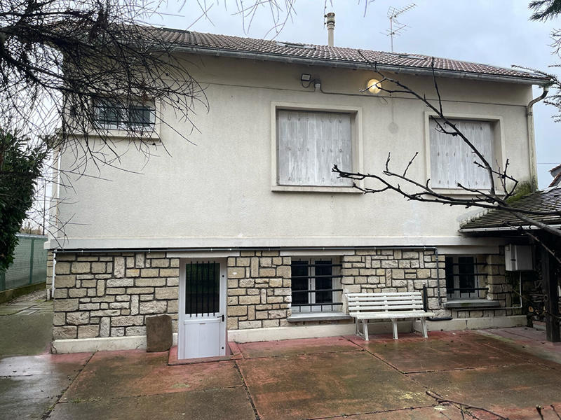 Maison - 85 m² - 5 pièces