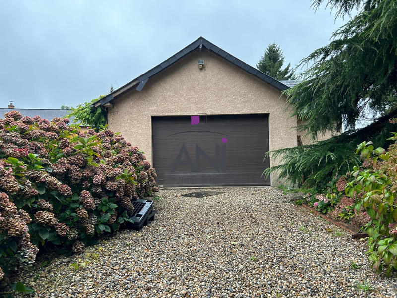 Maison - 217 m² - 7 pièces