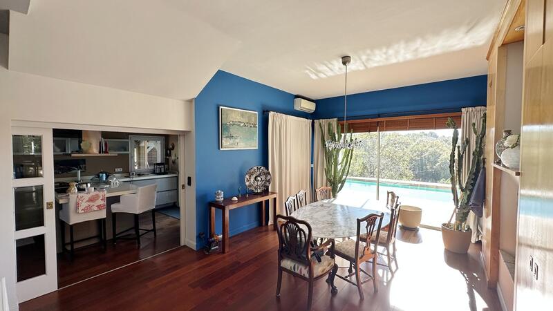 Maison d'architecte - 240 m² - 6 pièces