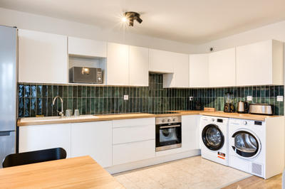 Appartement - 90 m² - 5 pièces