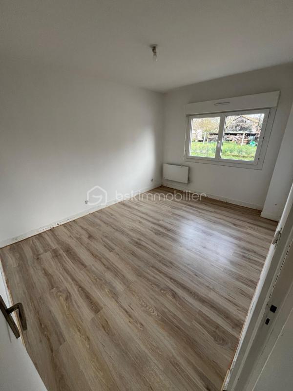 Maison - 63 m² - 4 pièces