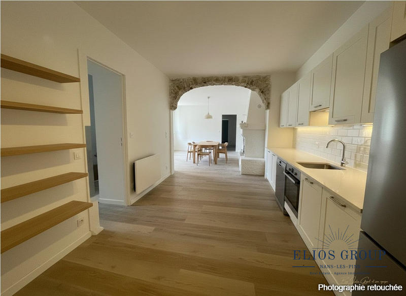 Appartement - 85 m² - 4 pièces