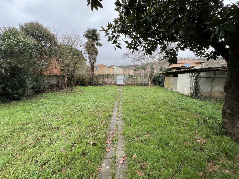 Maison - 252 m² - 5 pièces