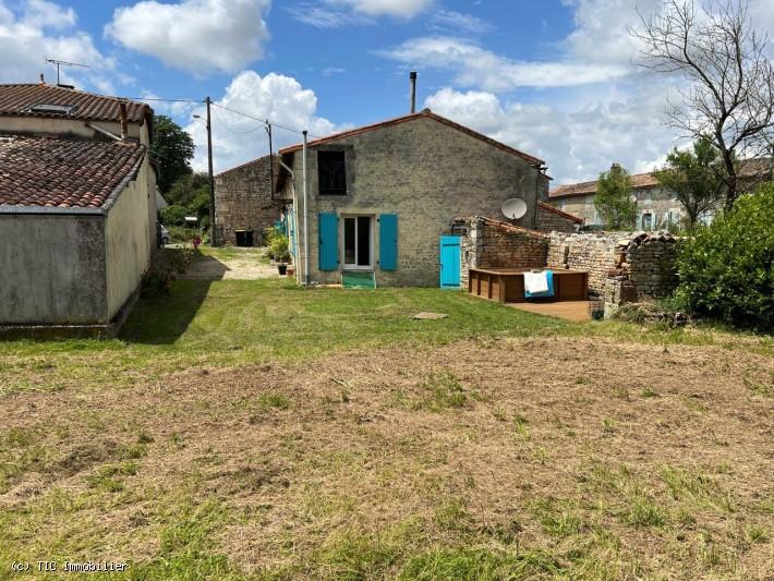 Maison - 137 m² - 4 pièces