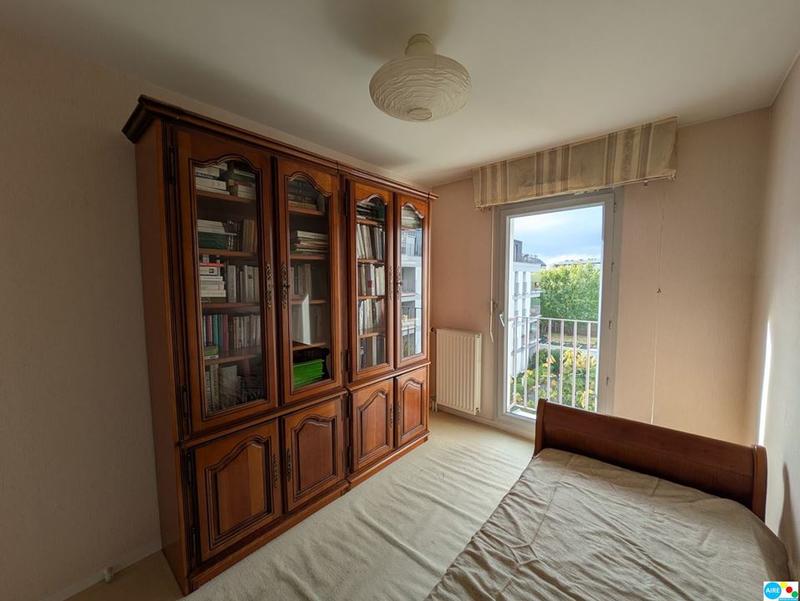 Appartement - 94 m² - 5 pièces