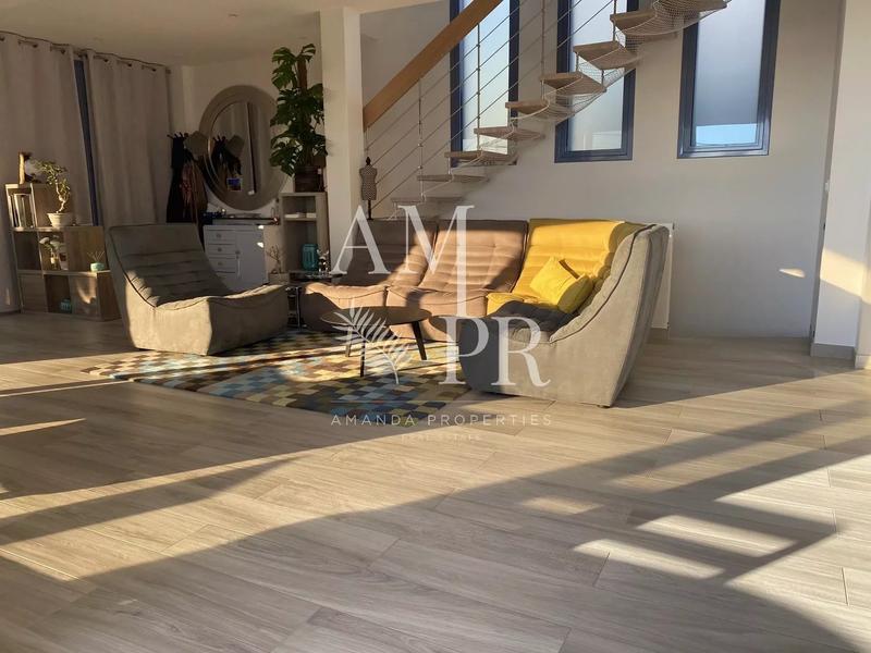 Villa - 160 m² - 5 pièces