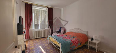 Maison - 196 m² - 8 pièces