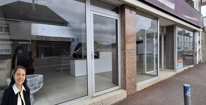 Local commercial - 265 m² - 8 pièces