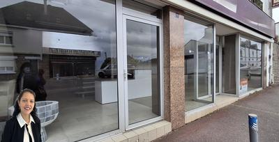 Local commercial - 265 m² - 8 pièces