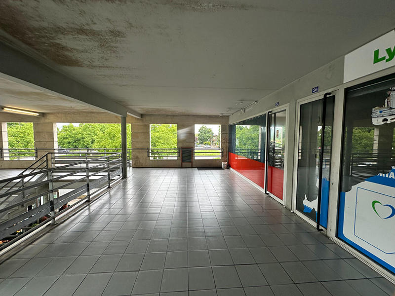 Local d'activités - 53 m² - 1 pièce