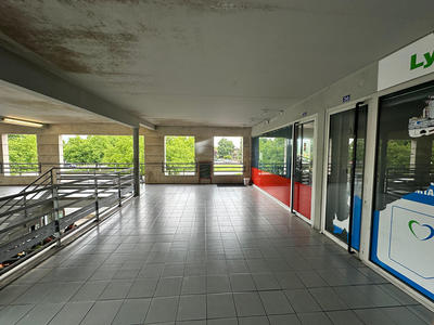 Local d'activités - 53 m² - 1 pièce