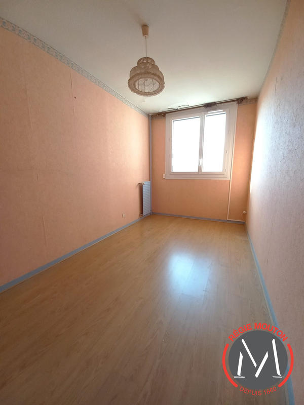 Appartement - 103 m² - 5 pièces