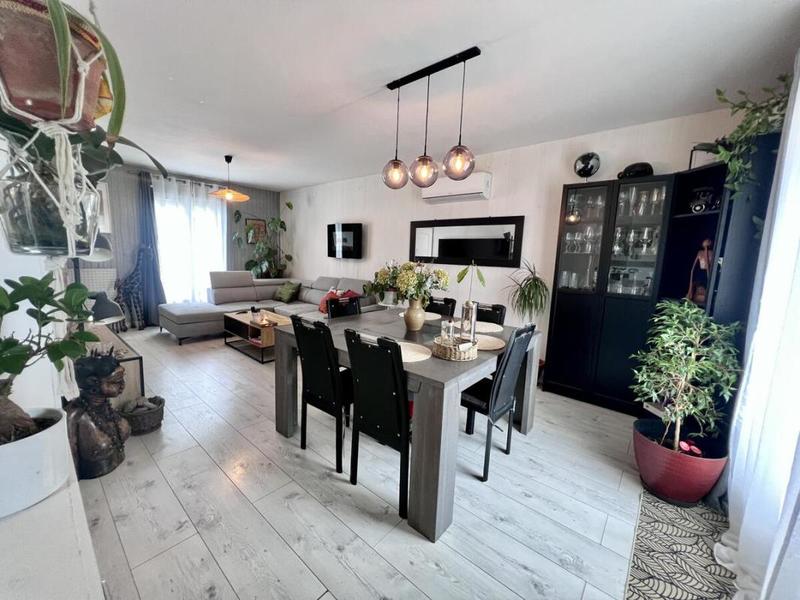 Maison - 101 m² - 5 pièces