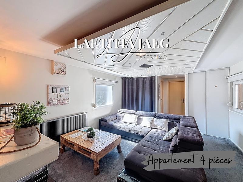 Maison - 272 m² - 10 pièces