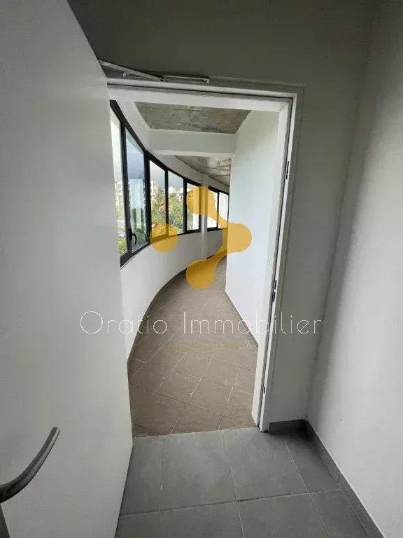 Local commercial - 227 m²