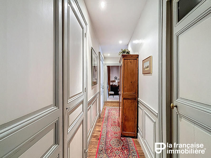 Appartement - 137 m² - 5 pièces