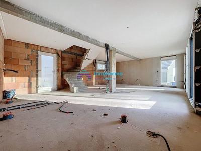 Maison traditionnelle - 97 m² - 4 pièces