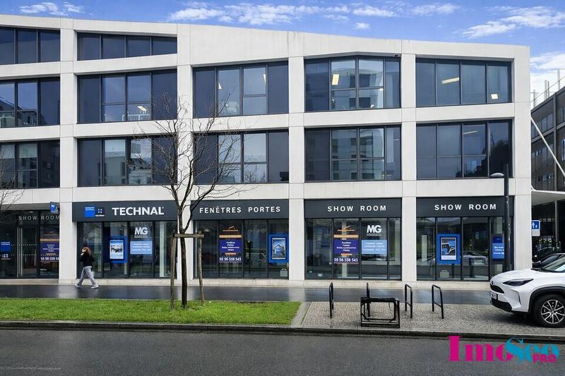 Local commercial - 202 m²