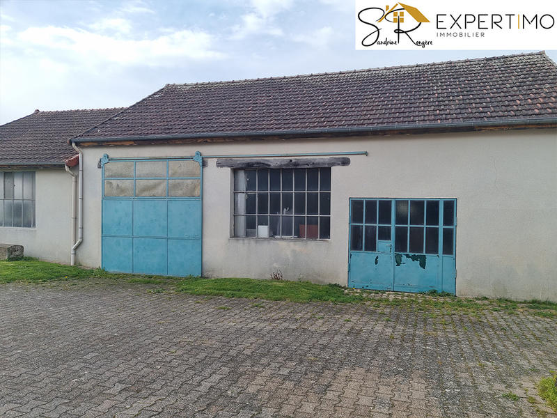 Maison - 231 m² - 10 pièces