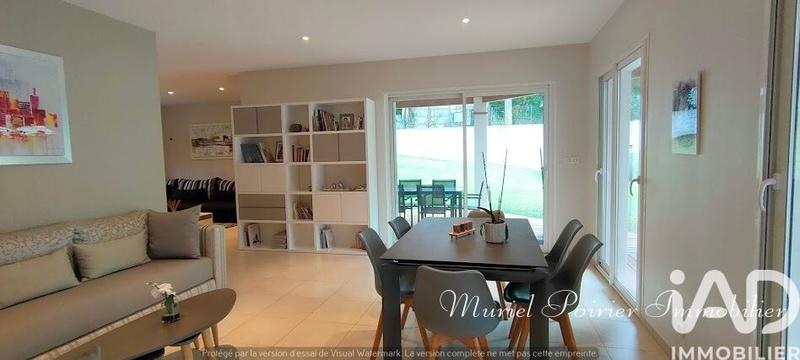 Maison - 190 m² - 6 pièces