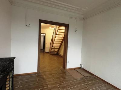 Maison - 101 m² - 6 pièces