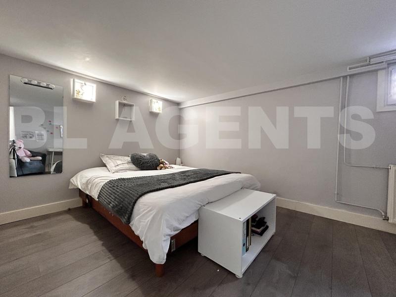 Maison contemporaine - 219 m² - 6 pièces