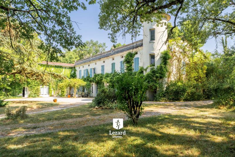 Manoir - 410 m² - 11 pièces