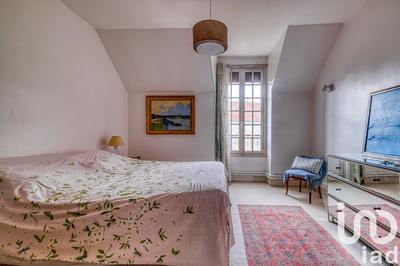 Maison - 166 m² - 6 pièces