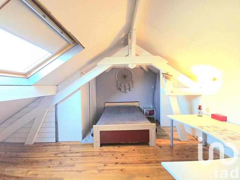 Maison - 178 m² - 8 pièces