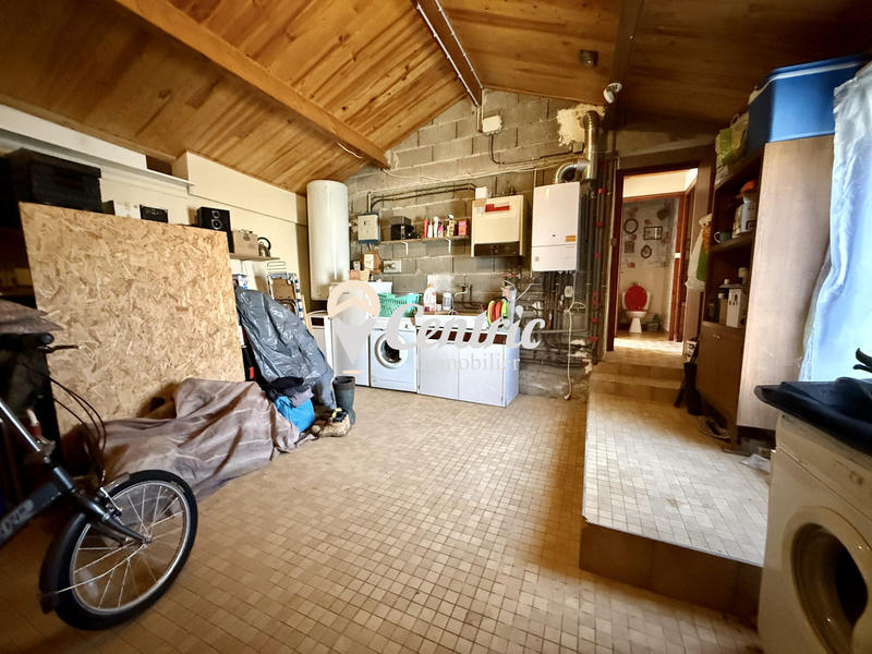 Maison - 140 m² - 6 pièces