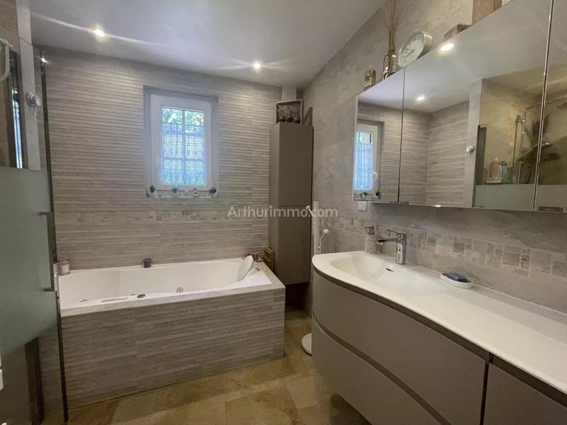 Maison - 132 m² - 6 pièces