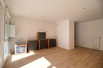 Appartement - 79 m² - 4 pièces