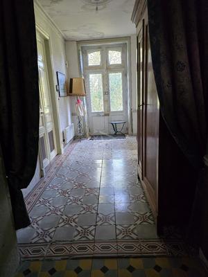 Maison - 232 m² - 11 pièces