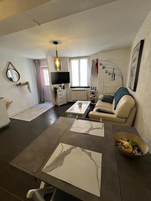 Maison - 65 m² - 3 pièces