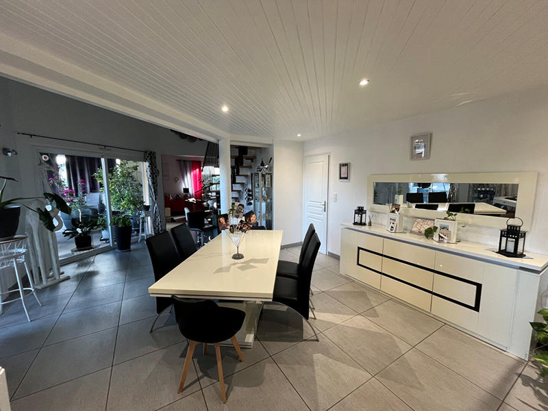 Maison - 148 m² - 5 pièces