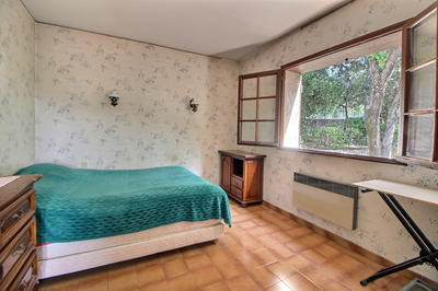 Maison - 270 m² - 5 pièces