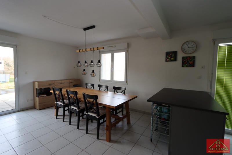 Maison - 110 m² - 6 pièces