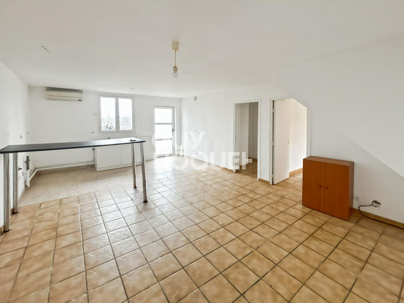 Maison - 419 m² - 18 pièces