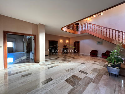 Bastide - 950 m² - 19 pièces