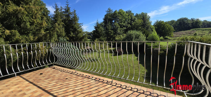 Maison - 143 m² - 7 pièces